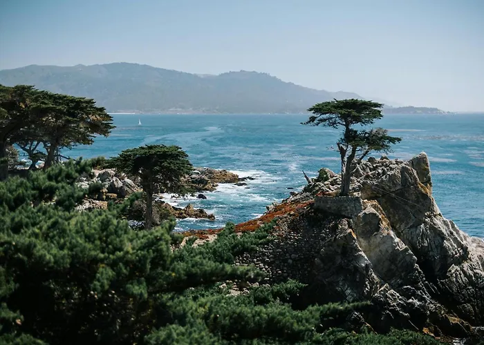 Holiday Inn Express & Suites Marina - Monterey Bay Area By Ihg
